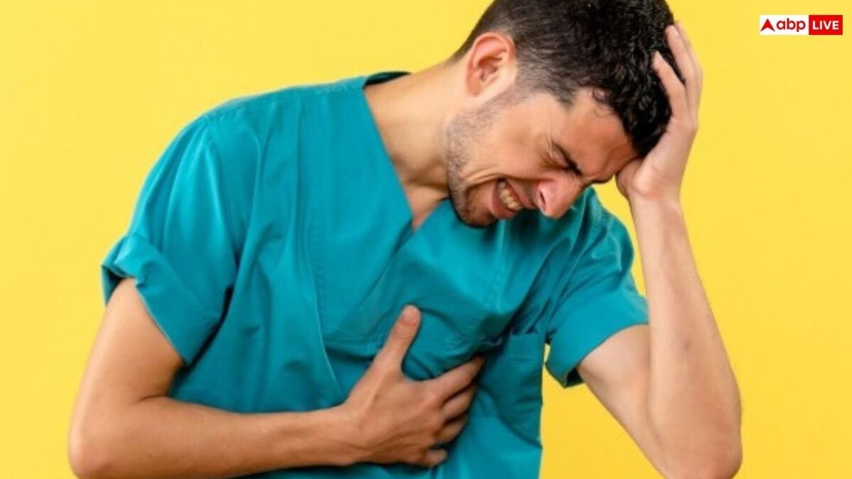 Symptoms of Heart Attack: हार्ट अटैक आने से 1 सप्ताह पहले दिखाई देते हैं ये 5 संकेत, कहीं आप तो नहीं कर रहे इसके लक्षण इग्नोर