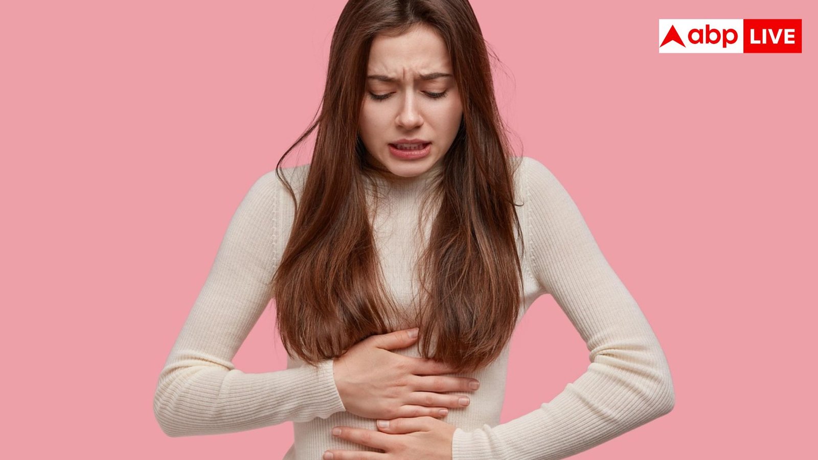 PCOS का असर सिर्फ ओवरी तक सीमित नहीं, त्वचा और बालों पर भी दिखते हैं लक्षण