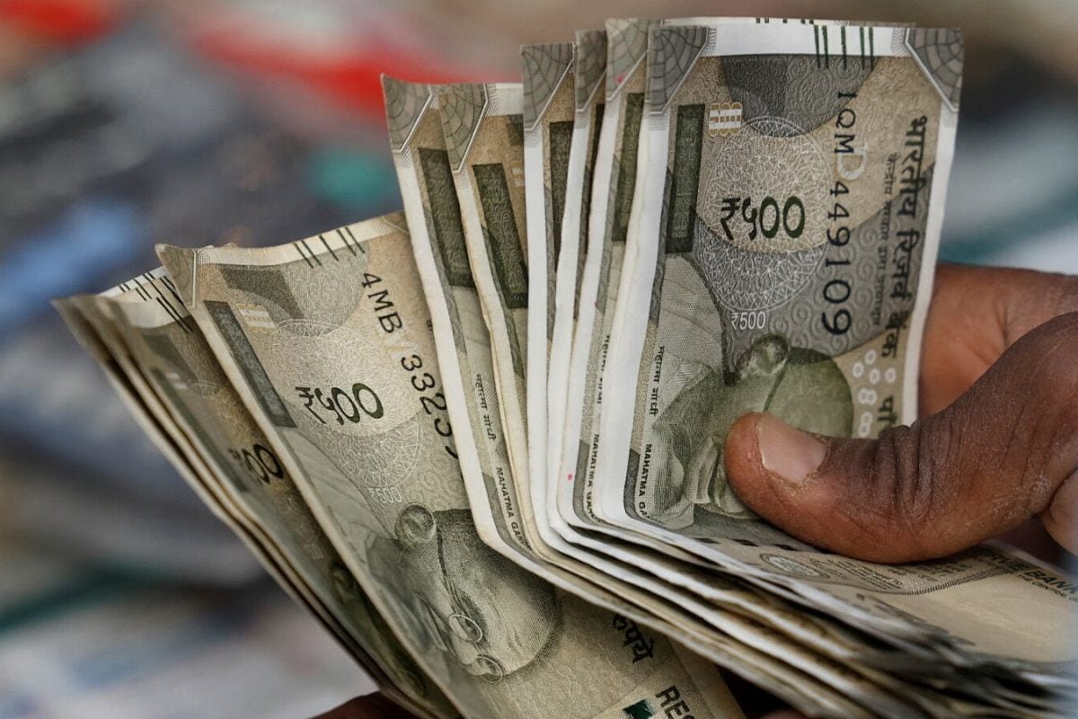 Why Salaried Professionals End Up Paying More in Taxes, CA Reveals Stark Contrast