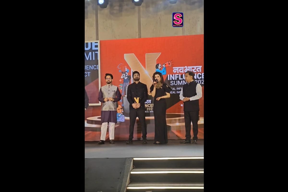 Palak & Mithoon win Most Impactful Live Act at Navbharat Influencer Summit 2025!