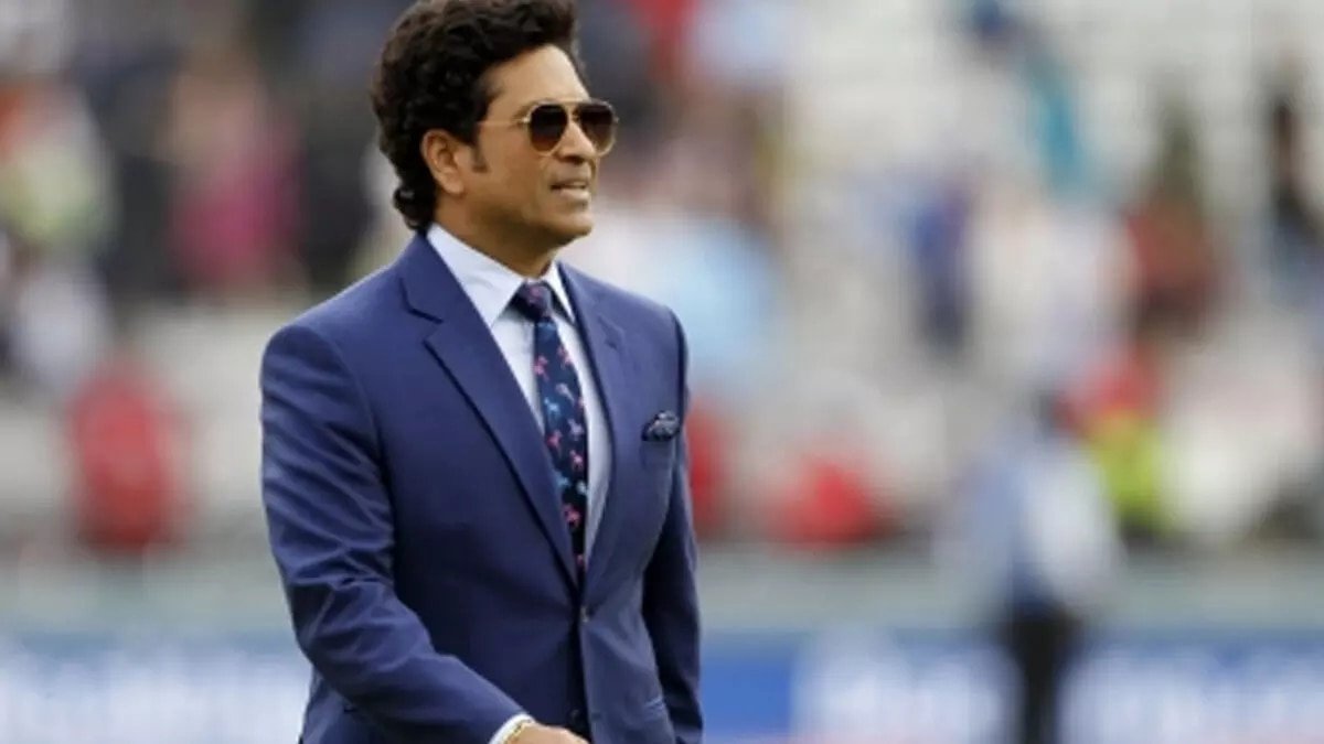 Sachin Tendulkar का गजब सेंस ऑफ ह्यूमर, एक ही जवाब में फैन को करा दिया चुप; जानें मामला