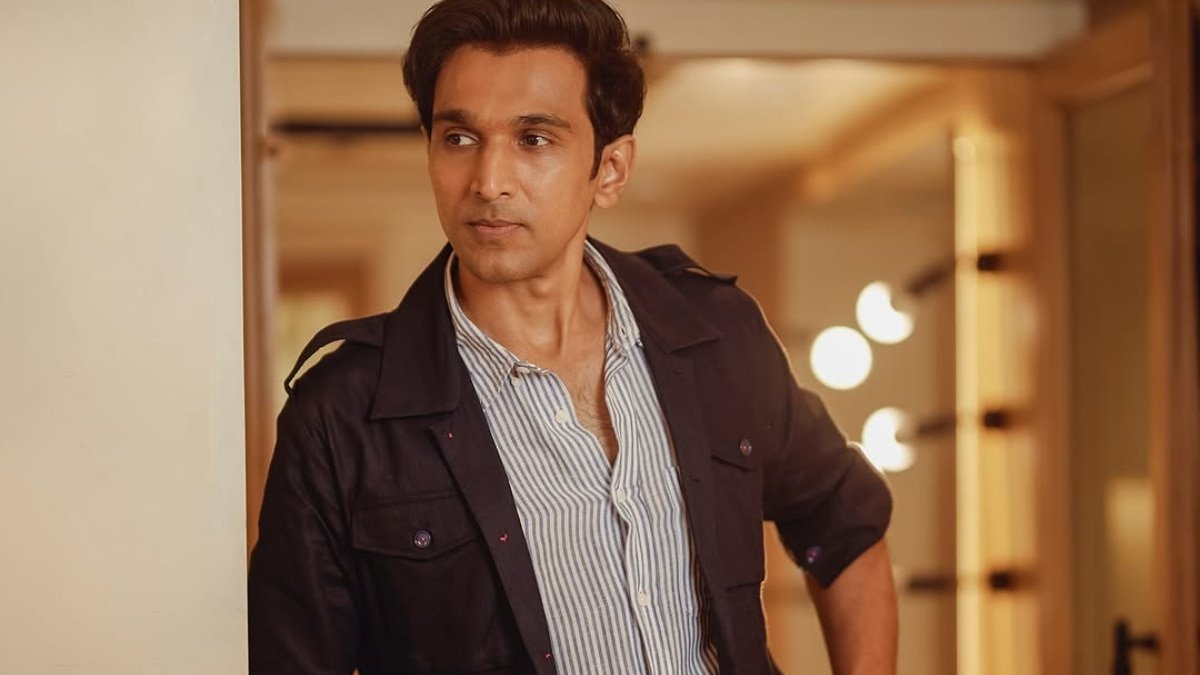 कहा गया था हीरो मटीरियल नहीं हो, आज करोड़ों दिलों में राज करते हैं प्रतीक गांधी