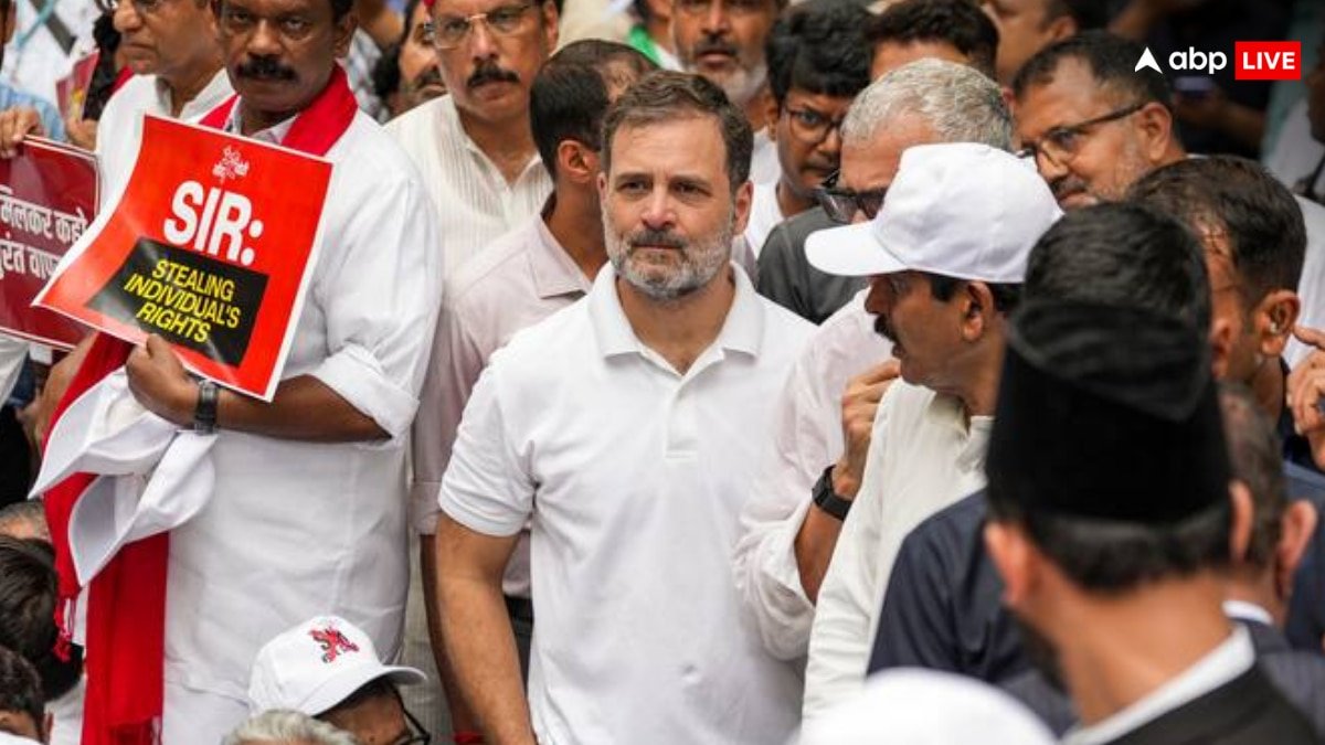 चुनाव आयोग कल करेगा प्रेस कॉन्फ्रेंस, वोट चोरी और SIR को लेकर लगे आरोपों का दे सकता है जवाब