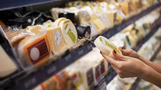 Harsh Goenkas Post On Misleading Food Packaging Goes Viral