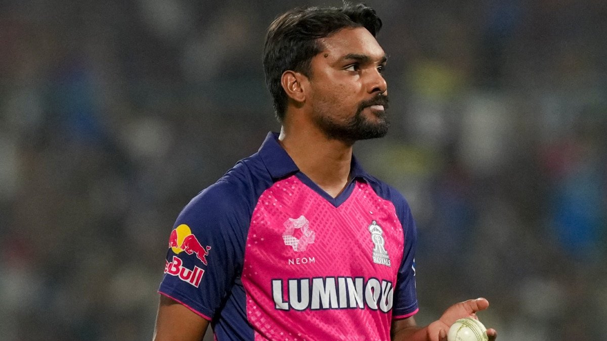 DC vs RR: सुपर ओवर डालने वाले संदीप शर्मा का नाम शर्मनाक लिस्ट में शामिल, एक ओवर में डाली 11 गेंदें