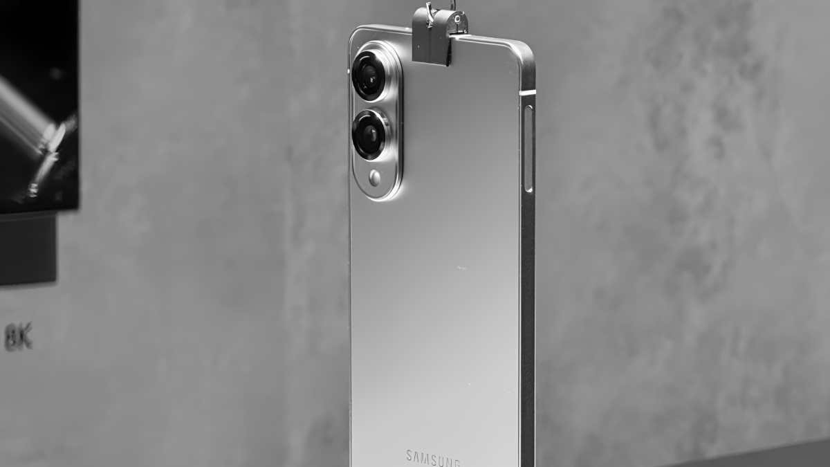 लीक हो गई Samsung Galaxy S25 Edge की लॉन्च डेट! नए डिजाइन के साथ इस दिन हो सकती है एंट्री, जानें डिटेल्स