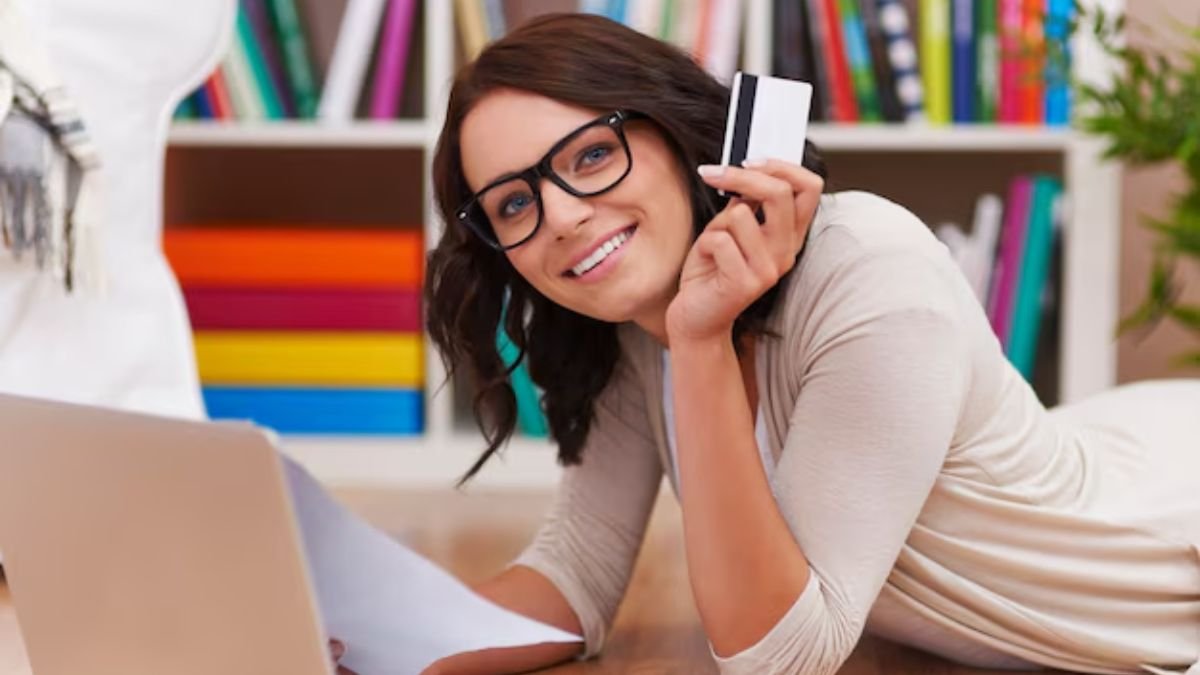 स्टूडेंट क्रेडिट कार्ड के लिए अप्लाई करने से पहले जान लें ये जरूरी बातें, कौन कर सकेंगे अप्लाई?