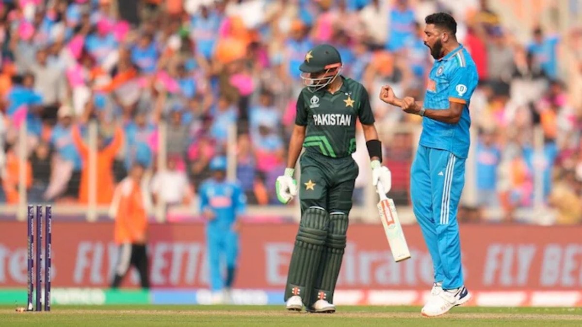 बाबर आजम पर कराया गया काला जादू, पाकिस्तानी मौलाना ने बताया क्यों नहीं बन रहे रन; वीडियो देख सिर पकड़ लेंगे आप