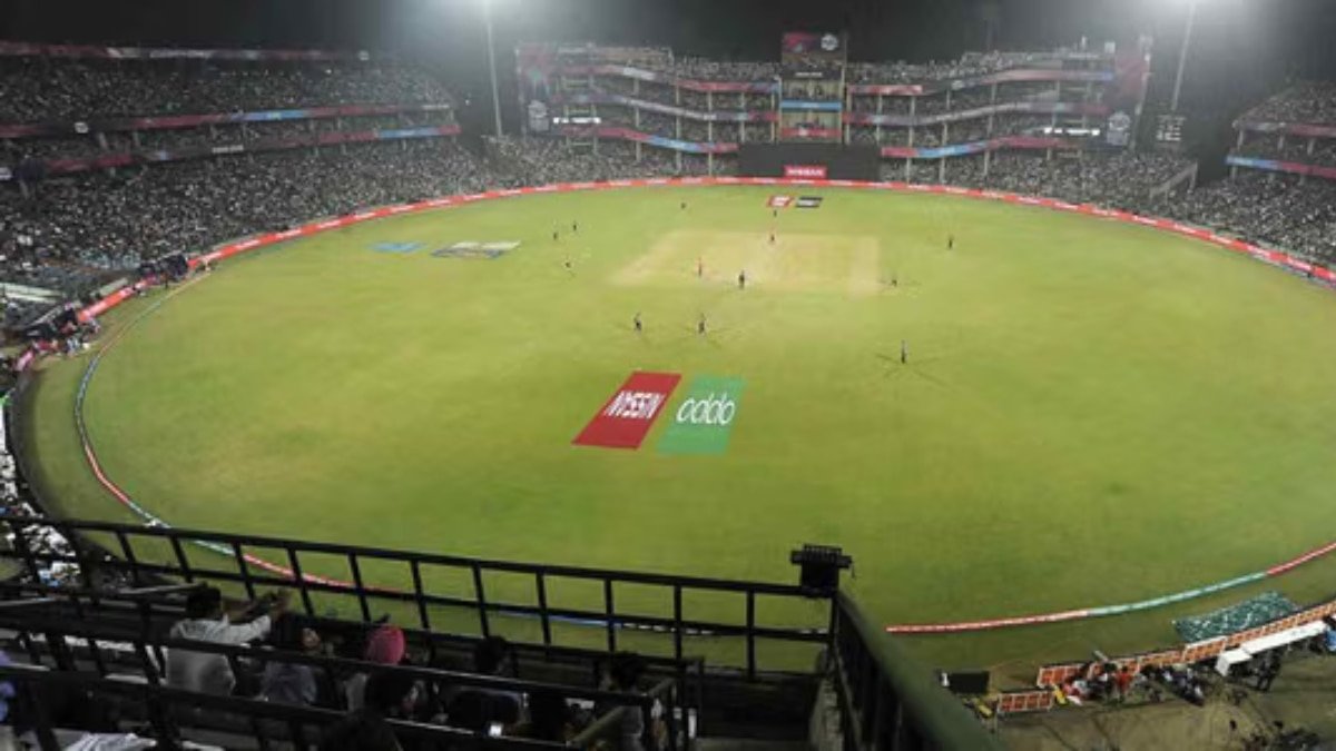 60 चौके 5 सिक्स, वनडे में पहली बार भारत के खिलाफ बने 400 से ज्यादा रन, मैदान पर मचा धूम-धड़ाका