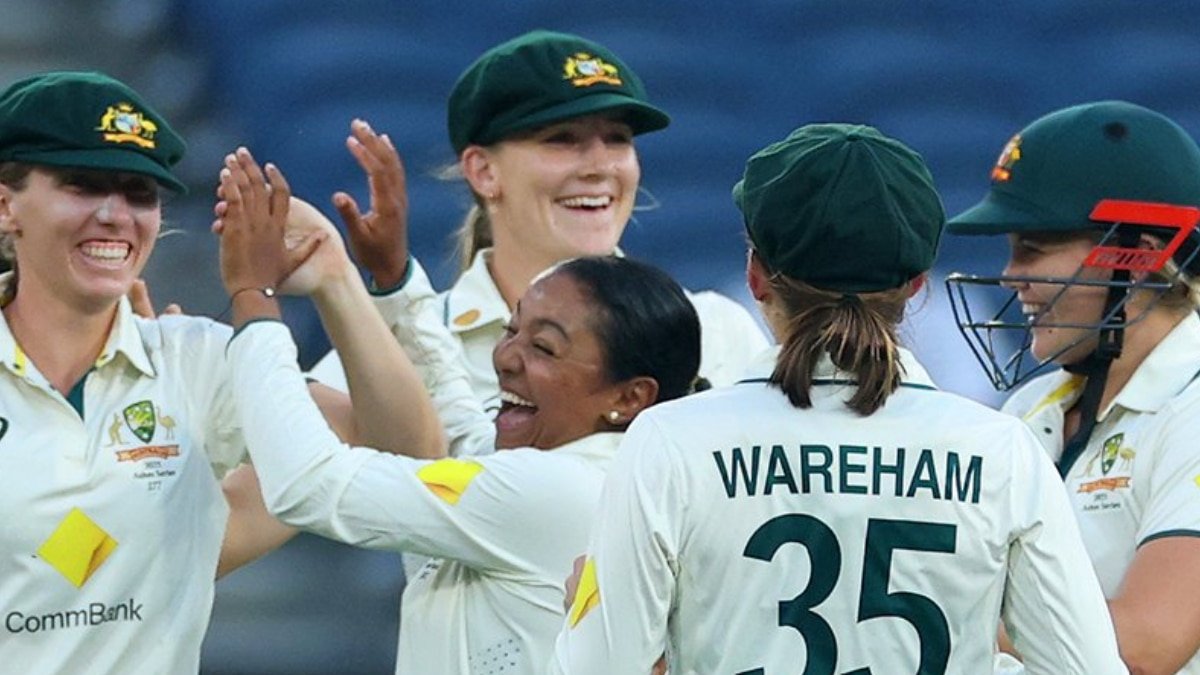 Womens Ashes 2025: ऑस्ट्रेलिया ने इंग्लैंड का सूपड़ा साफ कर रचा इतिहास, एशेज में बना दिया महारिकॉर्ड 
