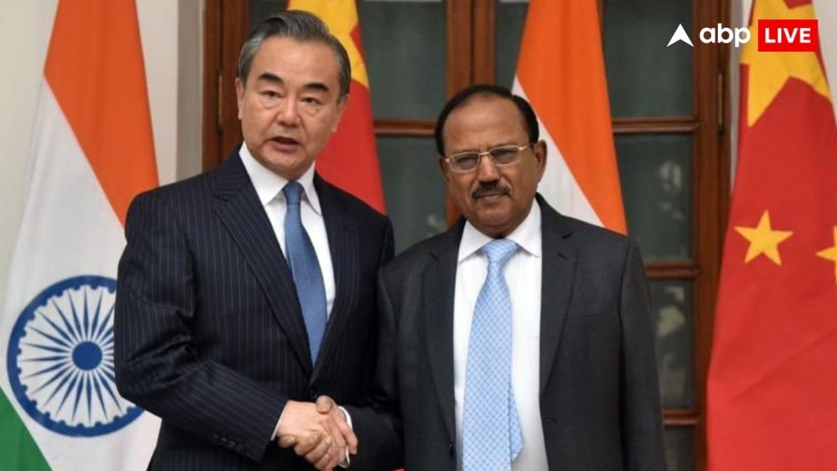 ट्रंप की टैरिफ धमकियों के बीच चीन बढ़ा रहा भारत की ओर दोस्ती का हाथ! विदेश मंत्री वांग यी करेंगे NSA डोभाल से मुलाकात