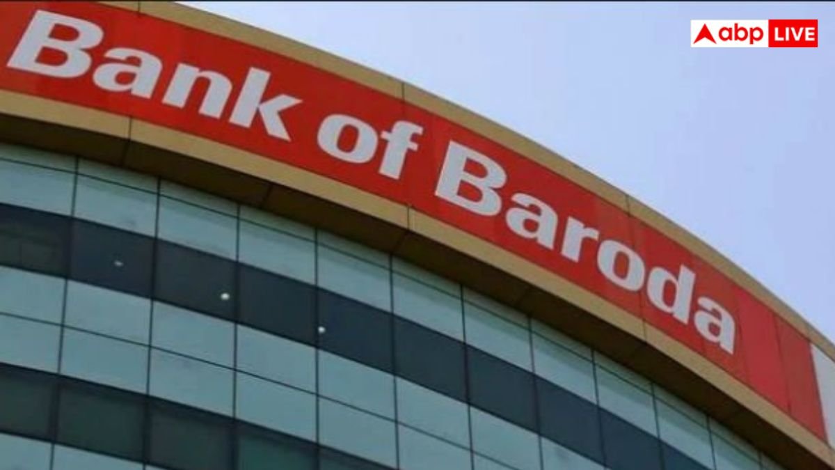 Bank Holidays in August 2025: अगस्त में छुट्टियों की भरमार, 15 दिन बैंक रहेंगे बंद; एक बार पूरी हाॅलिडे लिस्ट पर डालें नजर