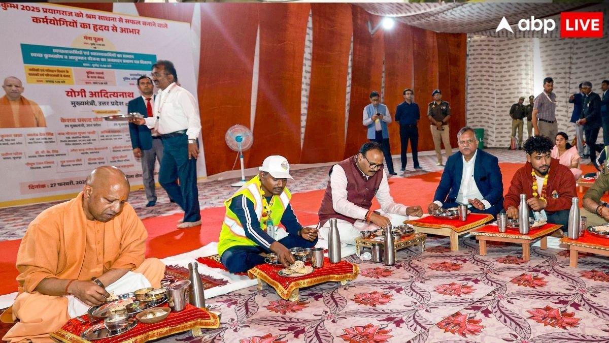 UP Election 2027: लोकसभा में छिटके, अब योगी ने झटके, 20% आबादी हो जाएगी खुश! सीएम योगी के इस दांव से धुल जाएंगी सपा-कांग्रेस की उम्मीदें?