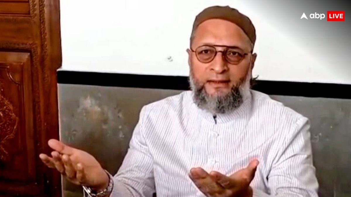 महात्मा गांधी से उतनी ही नफरत करते थे, जितनी..., PM मोदी ने की RSS की तारीफ तो भड़के ओवैसी