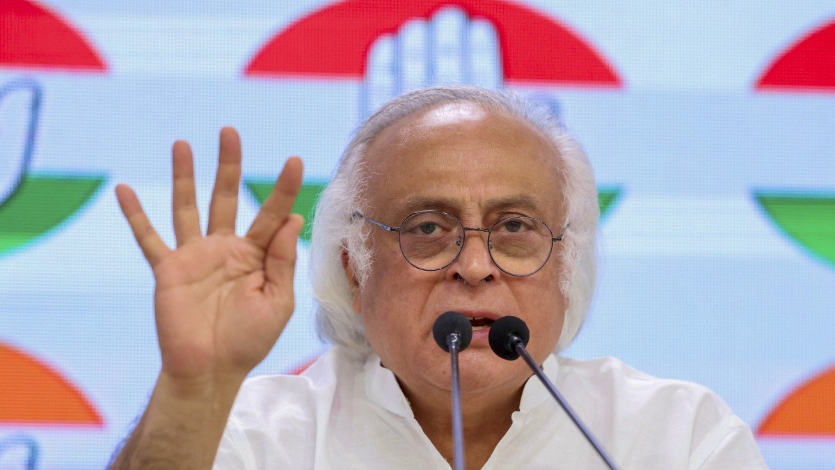 मणिपुर हिंसा के पीड़ितों से मिलेंगे सुप्रीम कोर्ट के पांच जज, कांग्रेस बोली- PM मोदी विदेश जाते हैं पर...