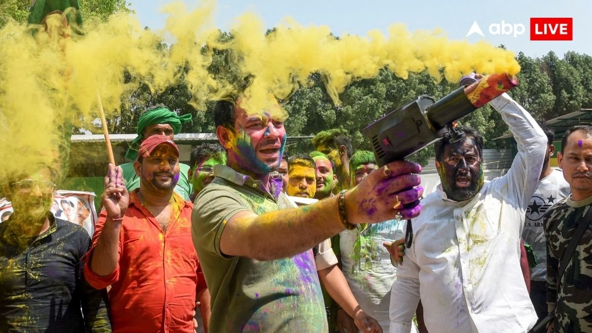 ठुमका लगाओ नहीं तो सस्पेंड..., तेज प्रताप के वायरल वीडियो पर घमासान, BJP बोली- राजकुमार की अकड़...