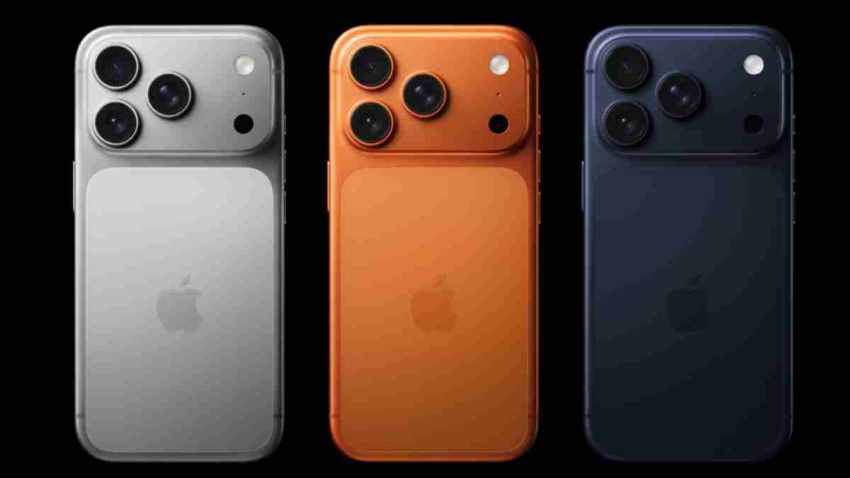 पाकिस्तान में iPhone 17 की कीमत जानकर हो जाएंगे हैरान, लोग कह रहे इतने में तो नई बुलेट आ जाएगी