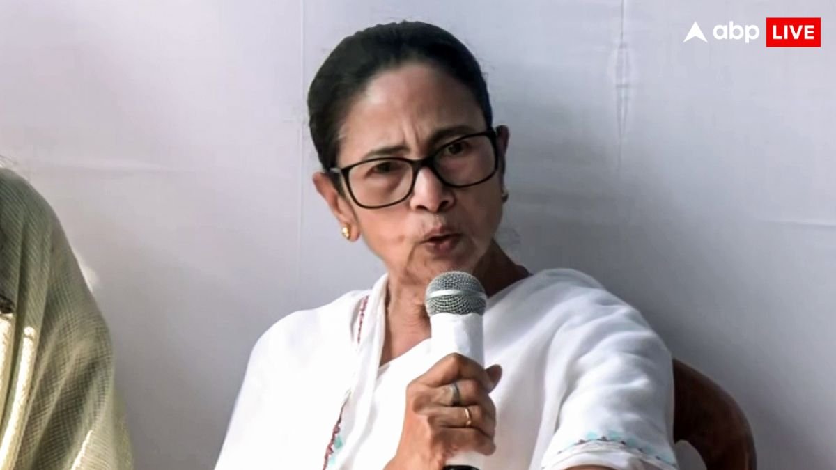 दुर्गापुर सामूहिक दुष्कर्म: CM ममता बनर्जी बोलीं- पीड़िता 12:30 बजे बाहर क्यों?, परिवार ने कहा- घटना तो रात 8 बजे घटी