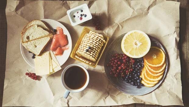 7 Protein-Rich Snacks You Can Eat On The Go