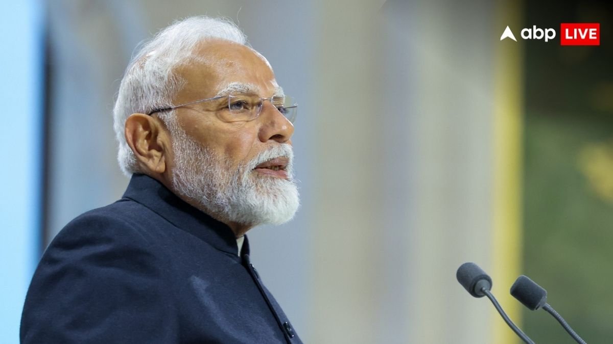 PM Modi BA Degree: दिल्ली यूनिवर्सिटी नहीं बताना चाहती पीएम मोदी की डिग्री! हाई कोर्ट में दी यह दलील; जानें क्या-क्या हुआ