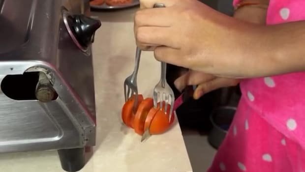 Watch: Womans Jugaad To Slice Tomatoes Using Fork Gets Over 30 Million Views