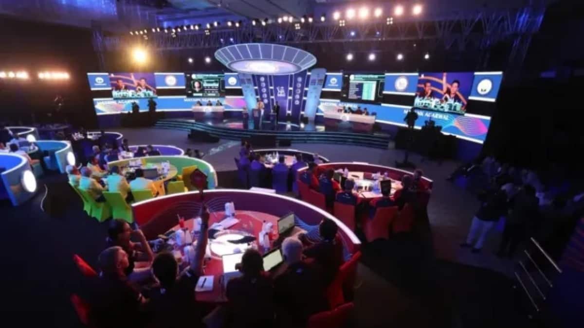 इस नियम की वजह से IPL 2026 की नीलामी में हिस्सा नहीं ले पाएंगे 3 दिग्गज खिलाड़ी, लिस्ट में इंग्लैंड कैप्टन भी शामिल