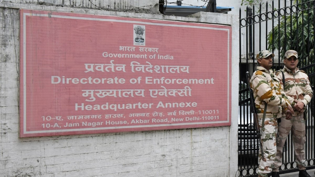 MLA फंड घोटाले को लेकर ईडी का बड़ा एक्शन, दो राज्यों में 9 ठिकानों पर छापेमारी, लाखों कैश जब्त