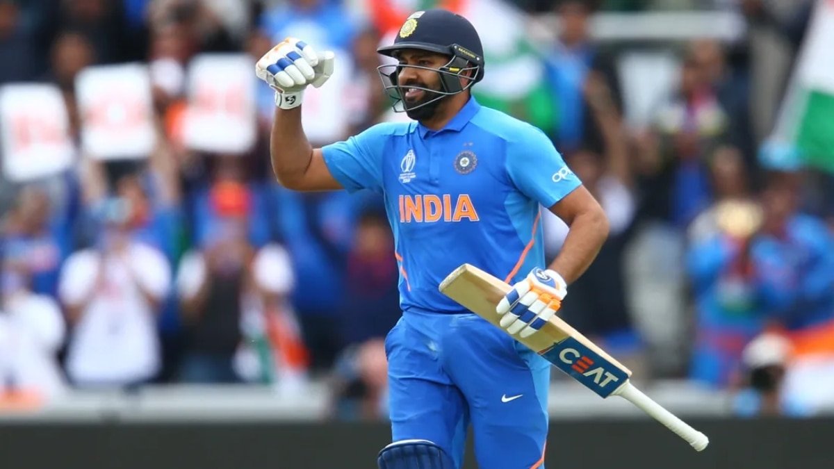 IND vs BAN: रोहित शर्मा ने वनडे में पूरे किए 11000 रन, विराट समेत भारत के इतने दिग्गज रच चुके हैं इतिहास