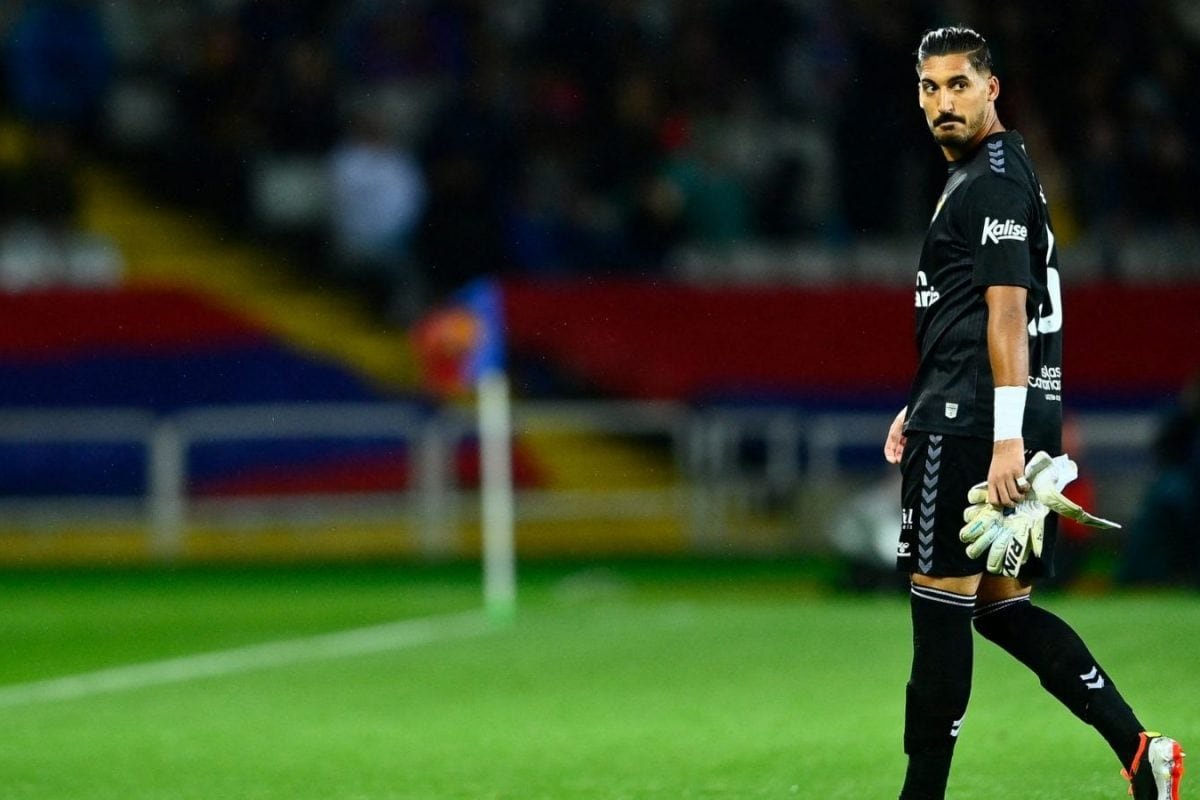 Las Palmas Offload Valles To Betis And Moleiro To Villareal