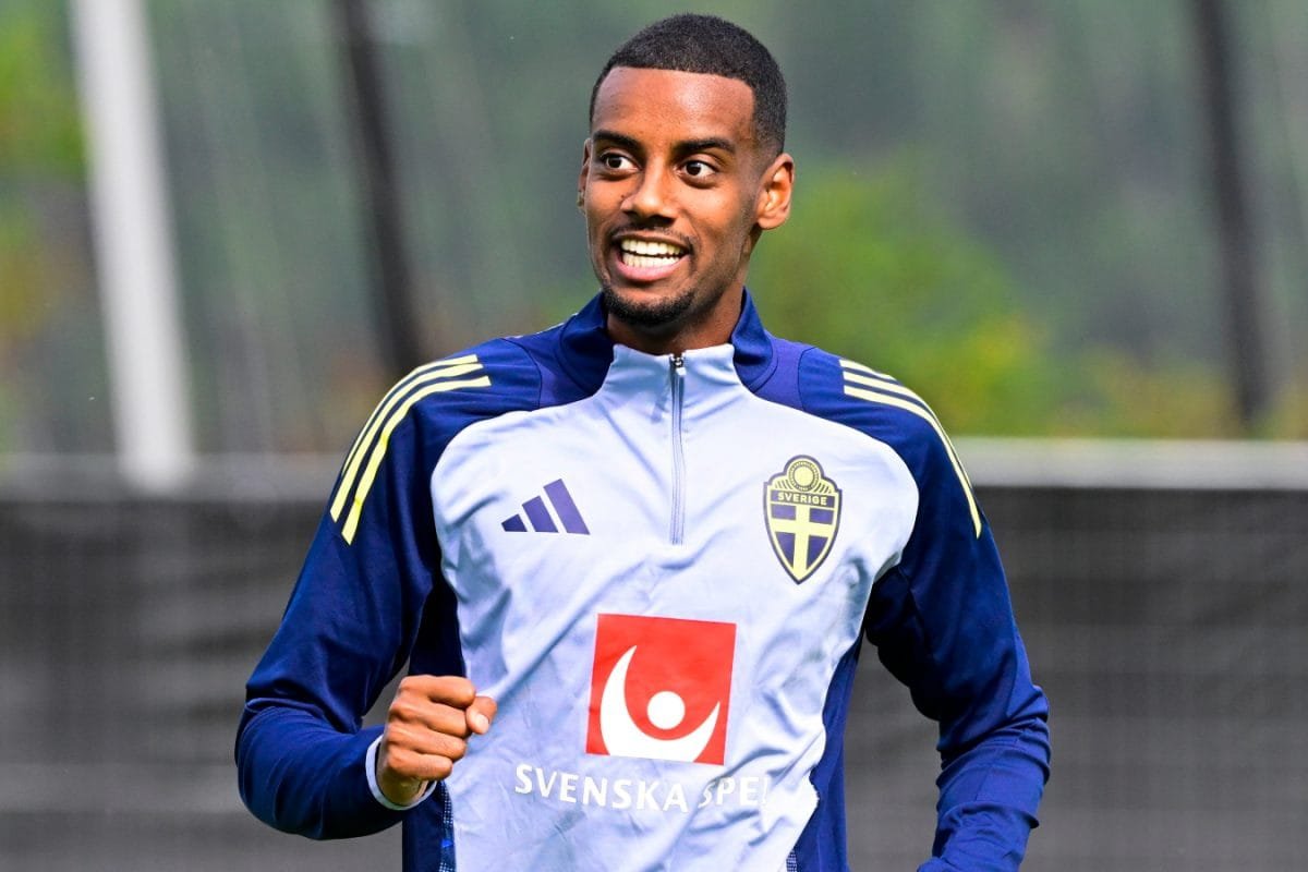 After Record Liverpool Move, Alexander Isak Trains With Sweden