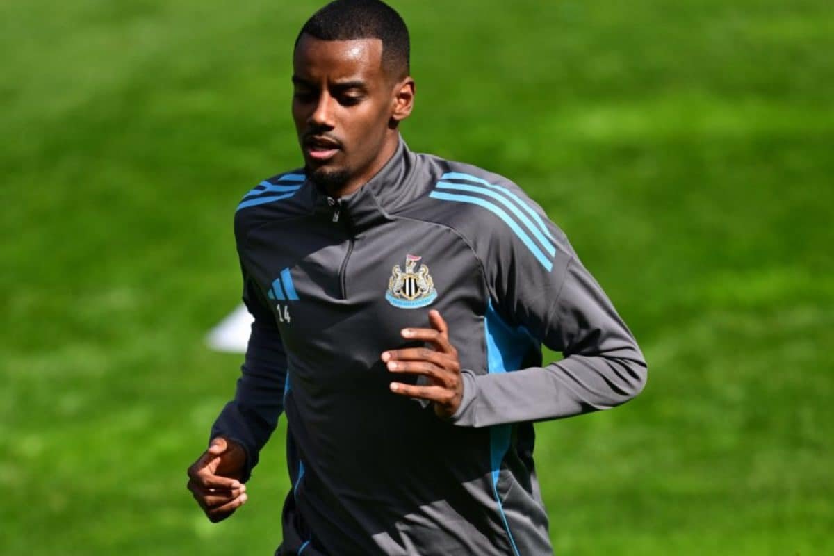 Isak Finds Support After Liverpool Move: When It Doesnt Suit The Club The Contract Means Nothing