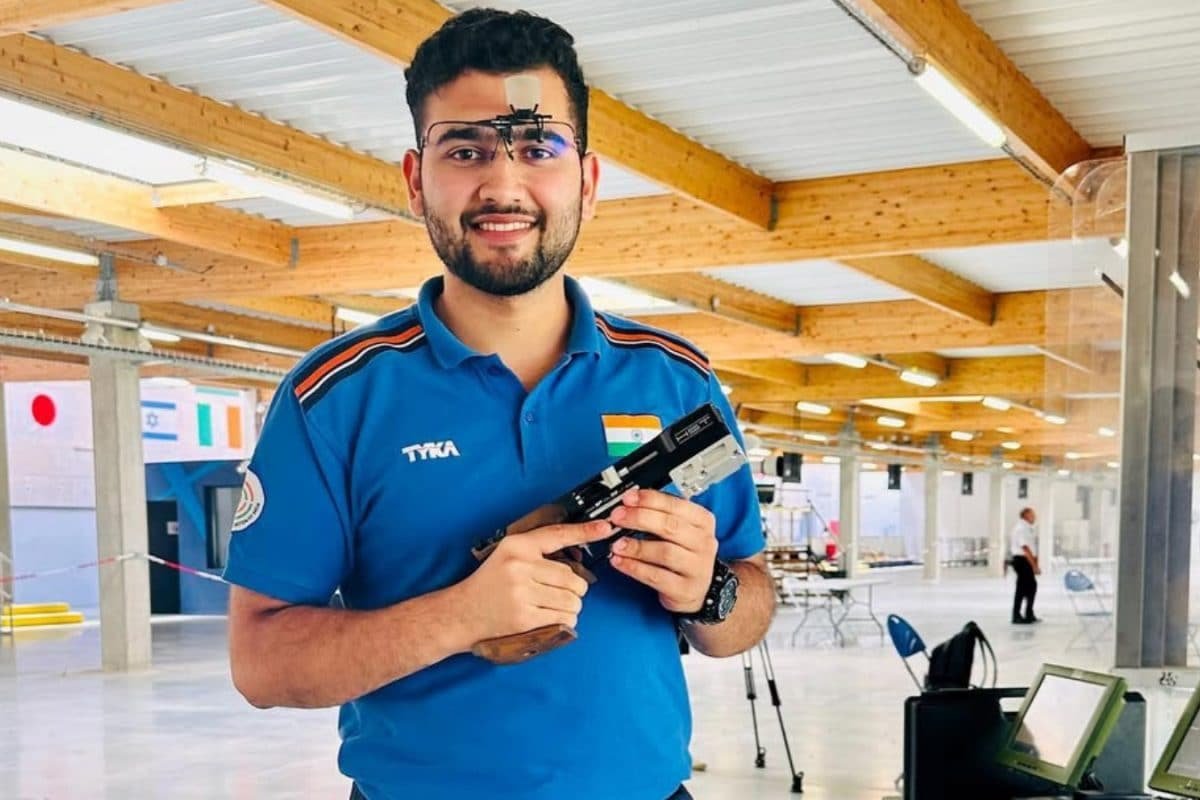 Asian Shooting Championships: Anish Bhanwala Clinches 25m Rapid Fire Pistol Silver