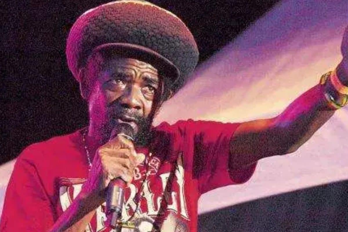 Cocoa Tea, Veteran Reggae Singer, Dies At 65 After Battling Pneumonia | Tributes Pour In