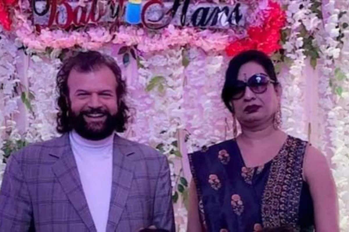 Singer Hans Raj Hans To Host Prayer Meet For Late Wife Resham Kaur On April 11 | Details Inside