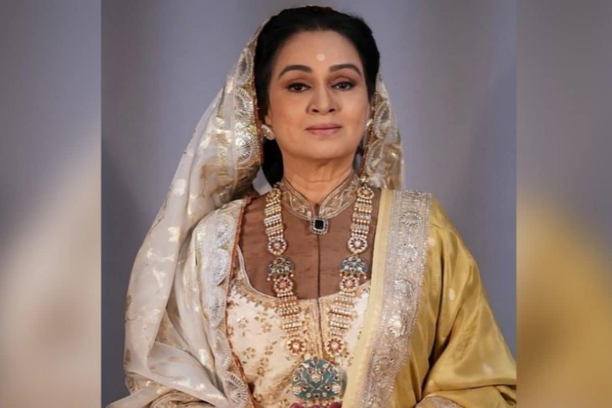 Padmini Kolhapure Says I Read Folk Stories For Chakravarti Samrat Prithviraj Chauhan