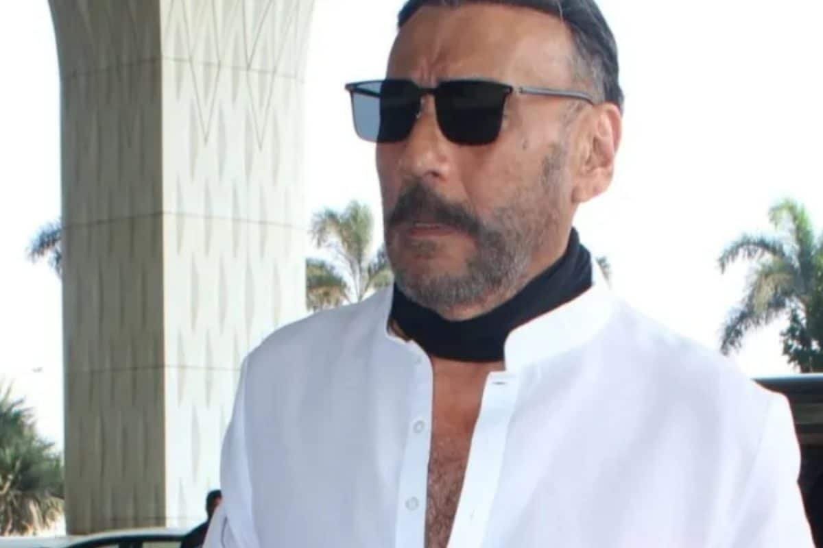 Jackie Shroff Meets Mumbai Indians Ahead Of IPL Finals, Beomes Jaggu Dada