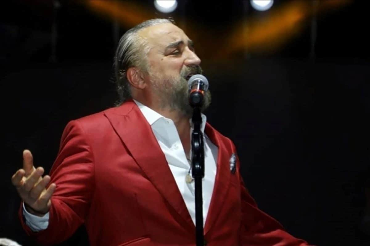 Volkan Konak, Popular Turkish Singer, Dies After Collapsing During Live Cyprus Concert
