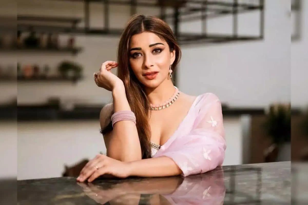 Nyra Banerjee Reveals Casting Directors Told Her Apka Figure South Movies Vala Hai