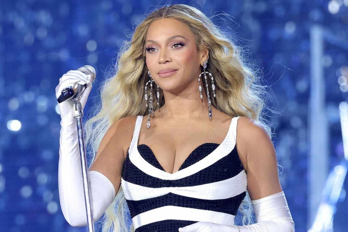Major Brawl Breaks Out At Beyonces Chicago Concert | WATCH