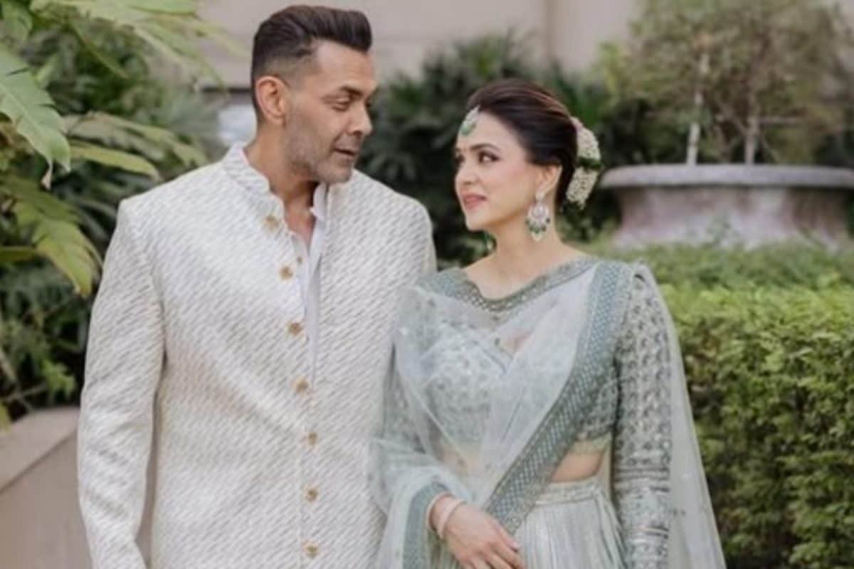 Bobby Deol Wishes Wife Tania Happy Wedding Anniversary With An Unseen Pic, See Here