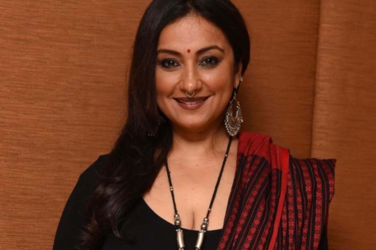 Give Importance To Mental Health: Divya Dutta Advocates for Balance Amid Popularity Of Social Media