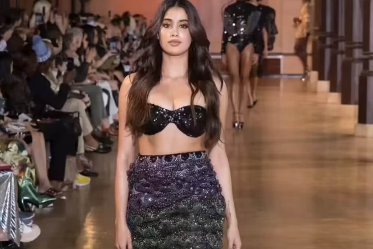 Janhvi Kapoor Turns Paris Into Personal Runway, Fans Like ‘Her Self-Confidence’ | Video