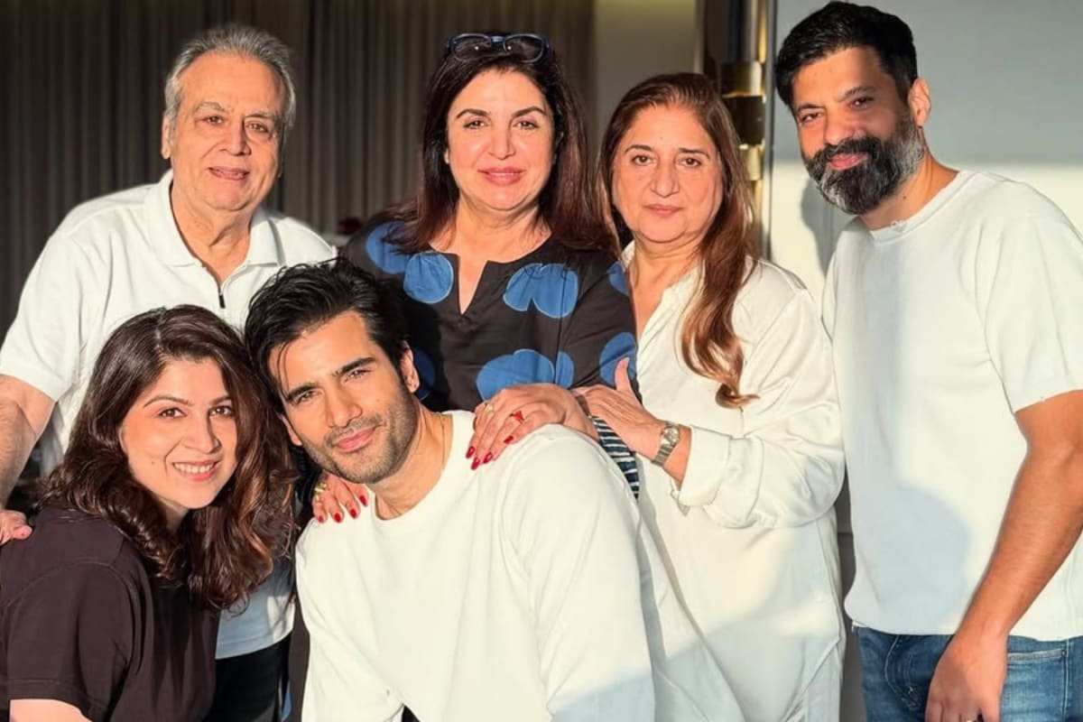 Karan Tacker Offers Glimpse From ‘Fun Afternoon’ With Farah Khan, Family