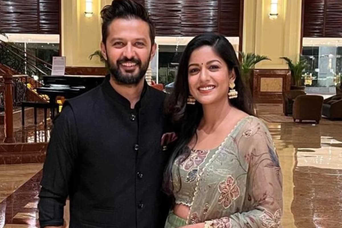 Vatsal Sheth, Ishita Dutta Arrive Hand-In-Hand At Salim Khan-Salma Khan’s 61st Wedding Anniversary Celebration