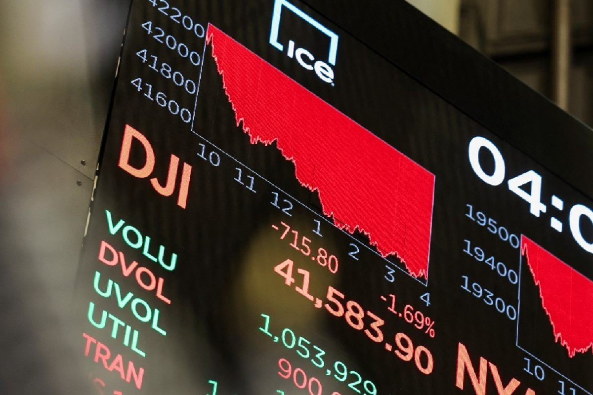 Trump Tariff Jitters Rock Wall Street; S&P, Dow, Nasdaq Slide Amid Global Market Turmoil