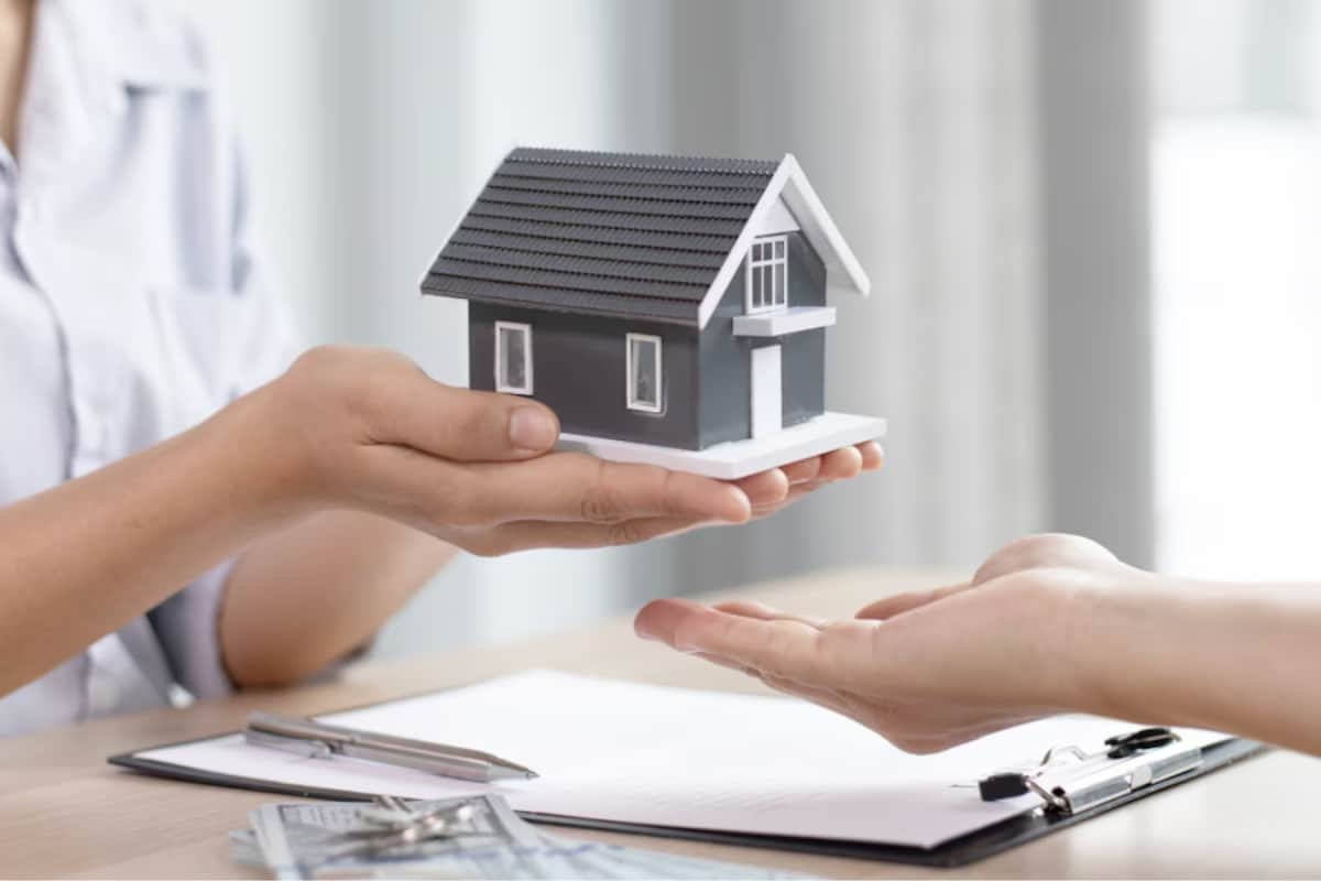 ITAT Verdict: Capital Gains Exemption Under Sec 54 Allowed On Property Gifted By Spouse