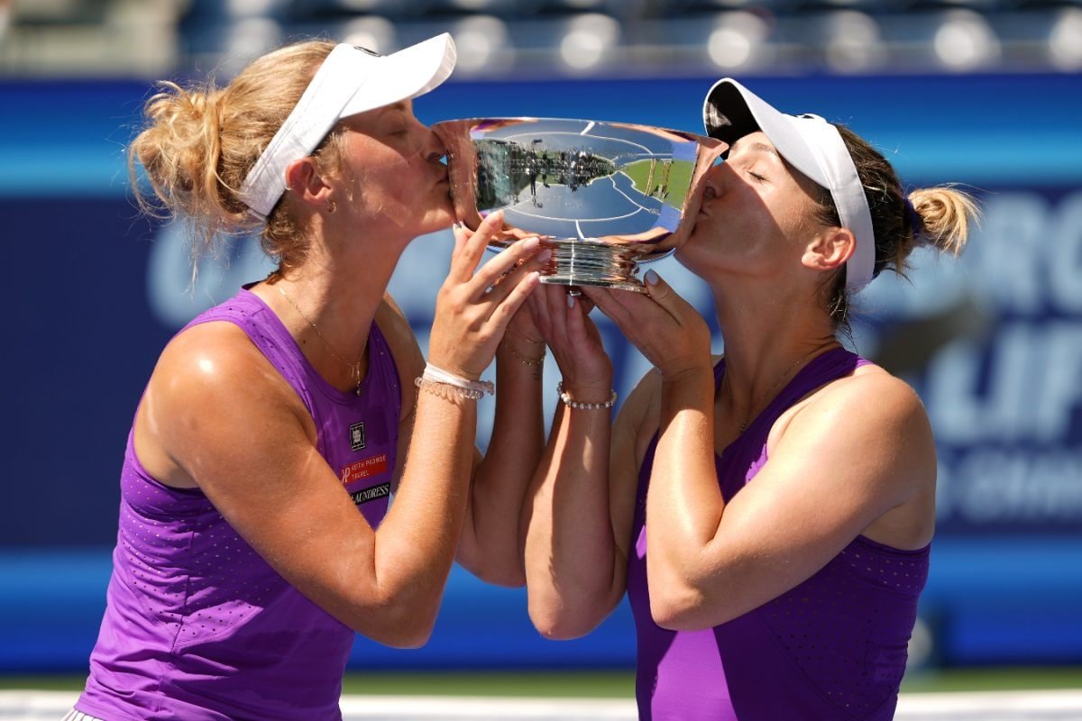 Dabrowski, Routliffe Sink Siniakova-Townsend Duo To Capture Second U.S. Open Doubles Crown