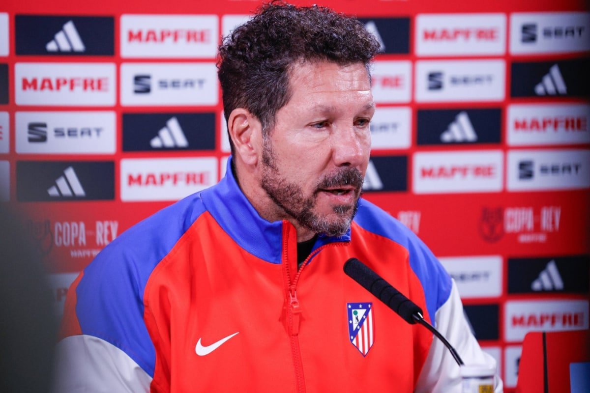 Atletico Madrids Diego Simeone Preaches Game-By-Game Mentality Before Barcelona And Real Madrid Tests