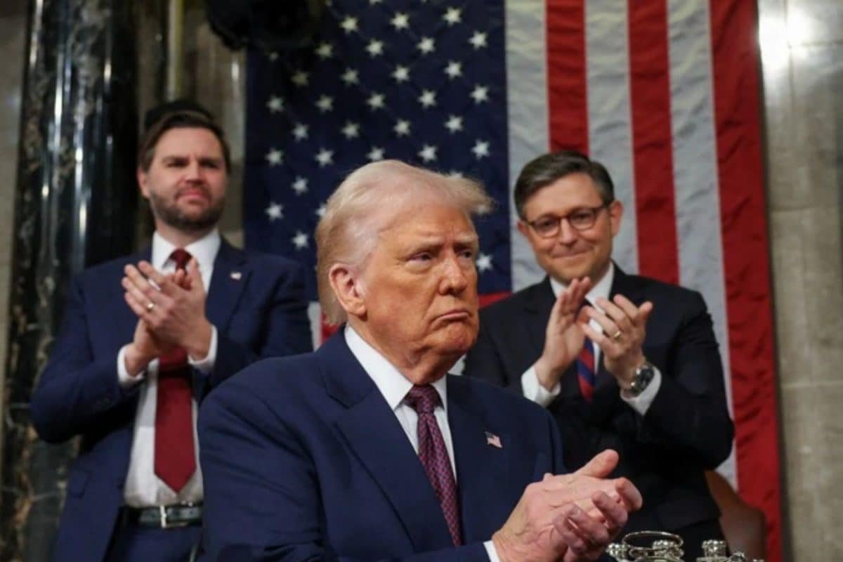 US Economy Grows 2.4% In Q4 After Upgrade From Earlier Estimate