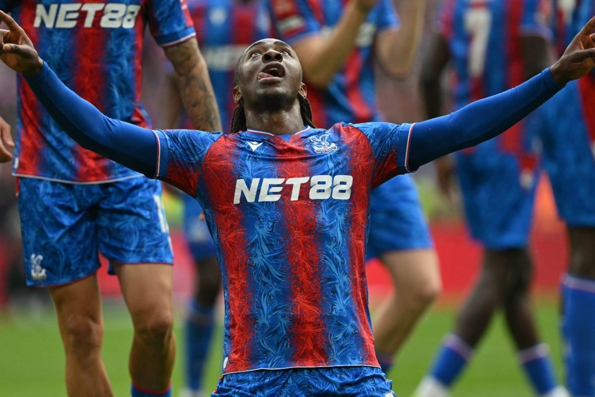 Crystal Palace Sink Aston Villa 3-0 To Reach First FA Cup Final In Nine Years